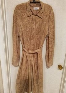 Sorbe, Sz. M, 3/4 L Tan Suede Coat